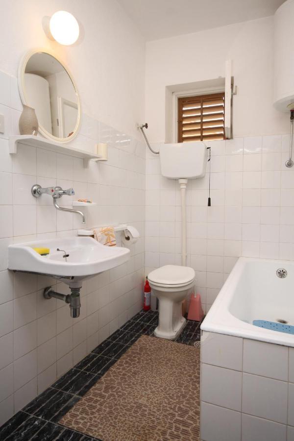 Apartment Podgora 6670b Exterior foto